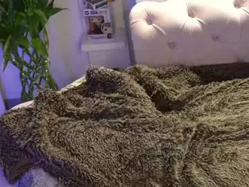 Chaturbate Watch Live Sex Cams of tatiana__cortes18