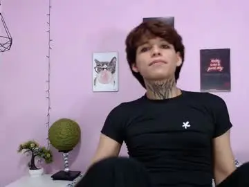 Chaturbate Watch Live Sex Cams of bellamy_094