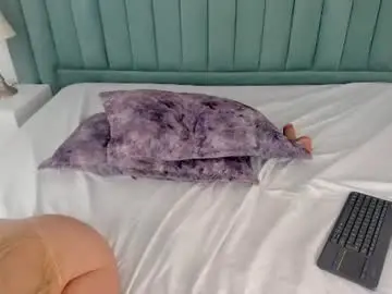 Chaturbate Live Sex of kim2_t