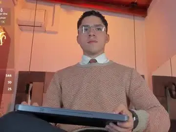 Chaturbate Watch Live Sex Cams of liamnovak