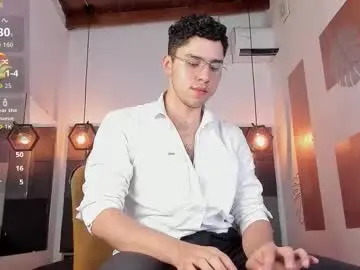 Chaturbate Best live sex cam show of liamnovak