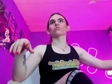 Chaturbate Live Sex Cam of lizz_manson28