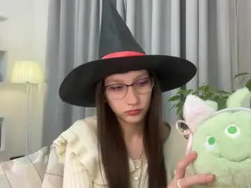 Chaturbate Free Porn Cam of lucinapahl