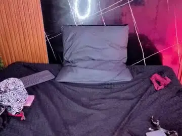 Chaturbate Live Porn of raven_rox_