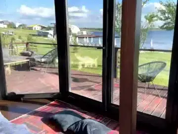 Chaturbate Live Sex Cam of smallsmile69