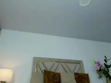 Chaturbate Sex Cam of violet_queen2