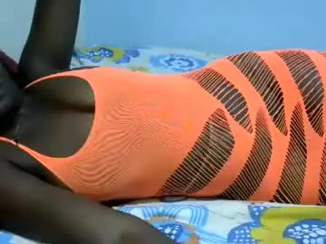 Chaturbate Live Sex Cam of ebonybloom01