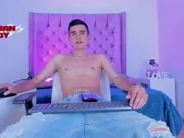 Chaturbate Adult Video Chat of ethan_boy_