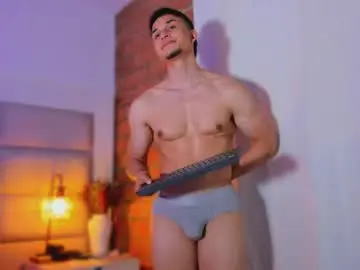 Chaturbate Best live sex cam show of jhosua_hunt