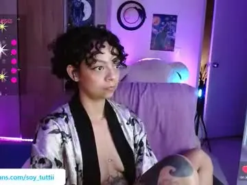 Chaturbate Adult Webcams of sweet_bluee