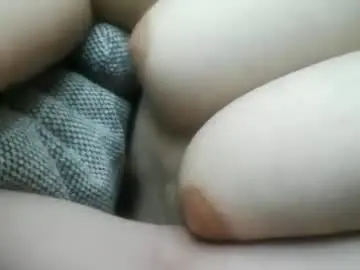 Chaturbate Live Sex Cam of babydollxoxoxo123