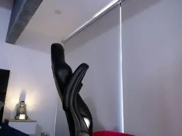 Chaturbate Best live sex cam show of christianvalenzia