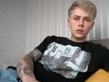 Chaturbate Adult Video Chat of danny_love01