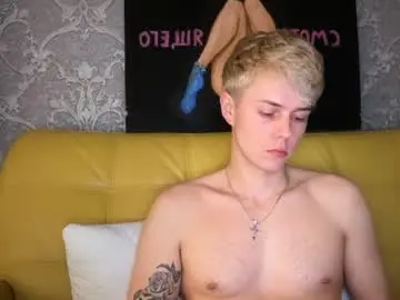 Chaturbate Nude Webcam of danny_love01