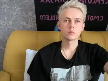 Chaturbate Sex Cam of danny_love01