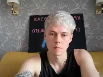 Chaturbate Watch Live Sex Cams of danny_love01