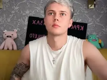 Chaturbate Live Sex Cam of danny_love01