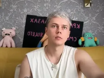 Chaturbate Best live sex cam show of danny_love01
