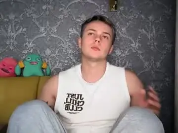 Chaturbate Watch Live Sex Cams of danny_love01