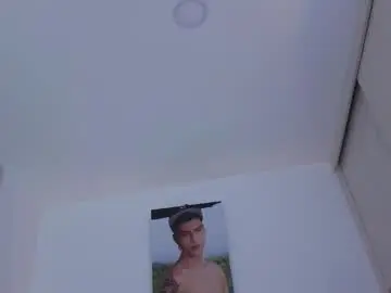 Chaturbate Adult Webcam of russell_adams_