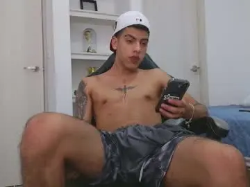 Chaturbate Live Porn of russell_adams_