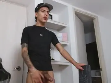 Chaturbate Live Sex Cam of russell_adams_