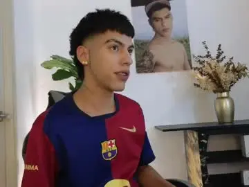 Chaturbate Watch Live Sex Cams of russell_adams_