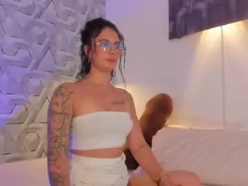 Chaturbate Nude Webcam of sophi_01