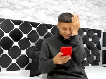 Chaturbate Watch Live Sex Cams of mr_porn_9