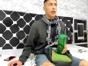 Chaturbate Nude Webcam of mr_porn_9