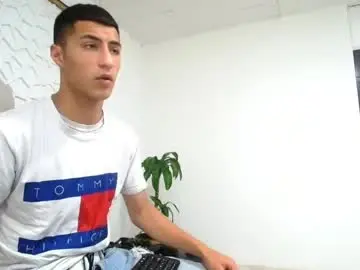 Chaturbate Adult Webcam of mr_porn_9