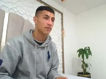 Chaturbate Best live sex cam show of mr_porn_9