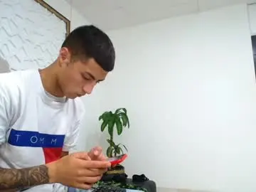 Chaturbate Watch Live Sex Cams of mr_porn_9