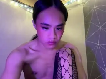 Chaturbate Free Porn Cam of ur_sweet_atarah18