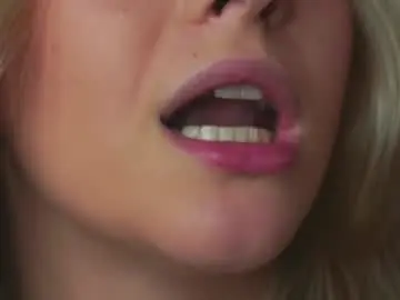 Chaturbate Sex Cam of ceceliapidcock