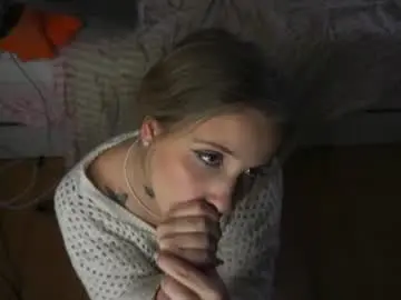 Chaturbate Sex Cam of ceceliapidcock