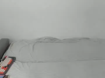 Chaturbate Live Sex Cam of snowgirll