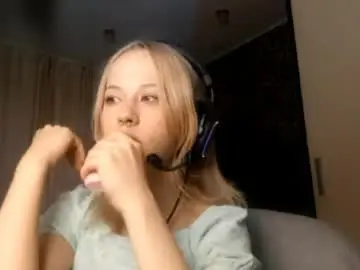 Chaturbate Watch Live Sex Cams of candyceisgrigg