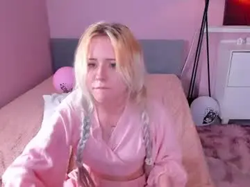 Chaturbate Best live sex cam show of kiki_peach