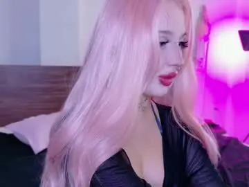 Chaturbate Live Sex Cam of lolykari
