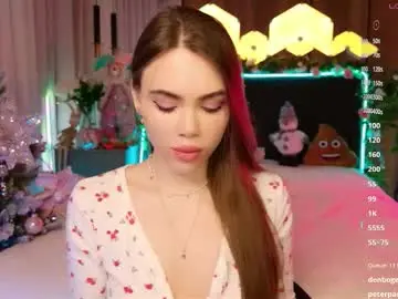 Chaturbate Live Sex Cam of lucifiella