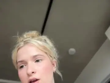 Chaturbate Adult Webcams of kaylaaaa111