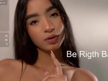 Chaturbate Live Sex Cam of sofiewild_