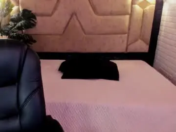 Chaturbate Live Porn of crimson_tati