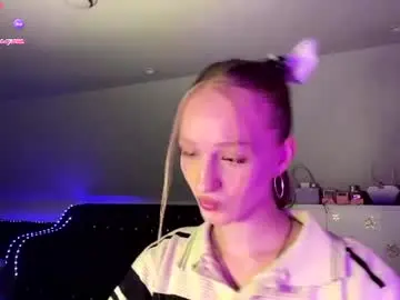 Chaturbate Live Sex Cam of doreathagustave