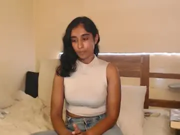 Chaturbate Watch Live Sex Cams of goldpirl