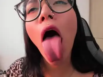 Chaturbate Best live sex cam show of alice_rausing