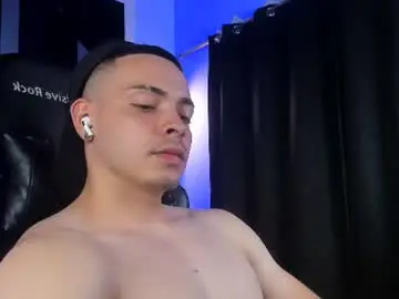 Chaturbate Live Sex Cam of maxwell_dupont