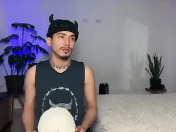 Chaturbate Adult Video Chat of noah_and_steven