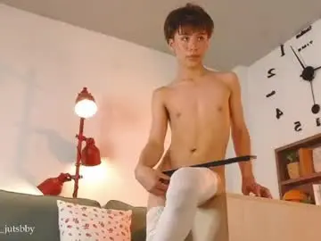 Chaturbate Free Porn Cam of tommyfoxboy
